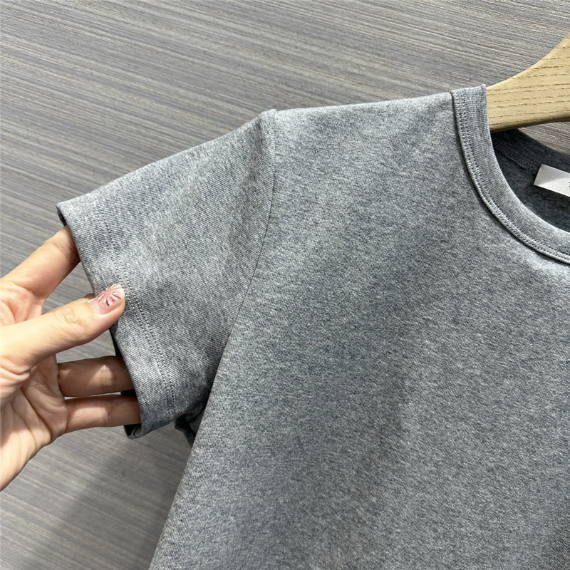 The R0w classic basic three-color treplica d&g clothing