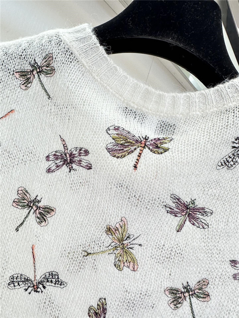 D10r embroidery dragonfly t-shirt in white