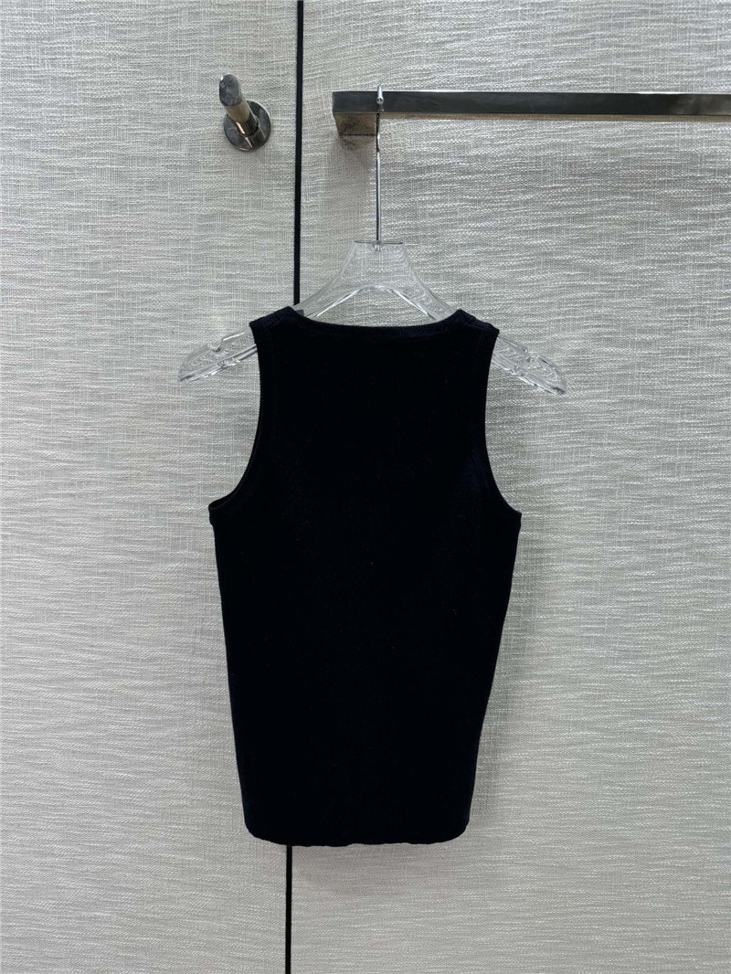 M1um1u gold thread logo knitted vest replicas clothes