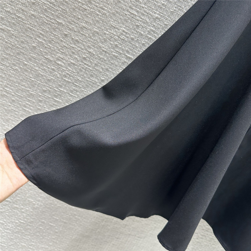 Va1e*ntin0 casual midi skirt replica designer clothing websites