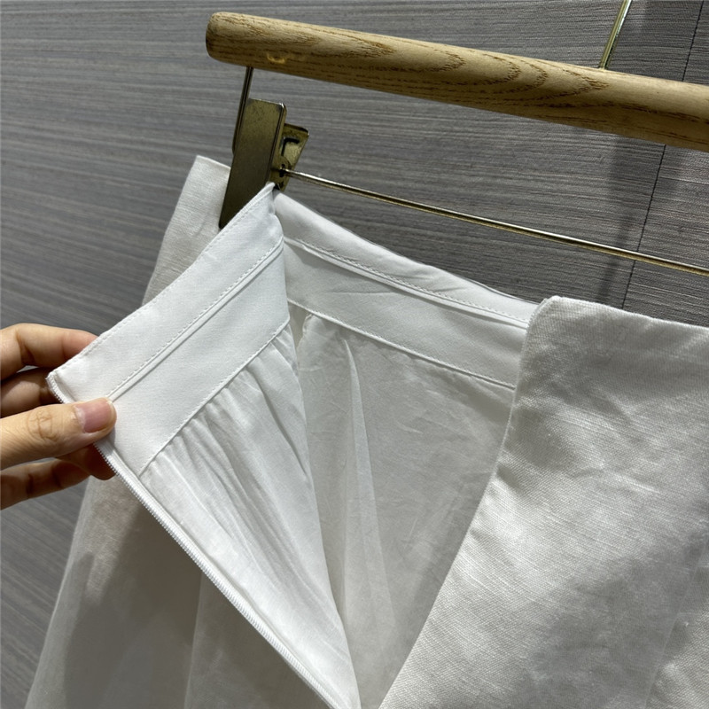 The R0w minimalist cotton and linen suit replica d&g clothing