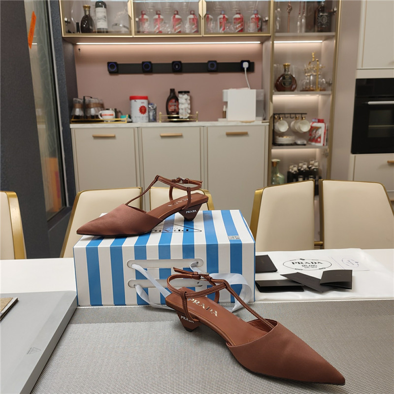 Pra*a leather slingback pumps in brown