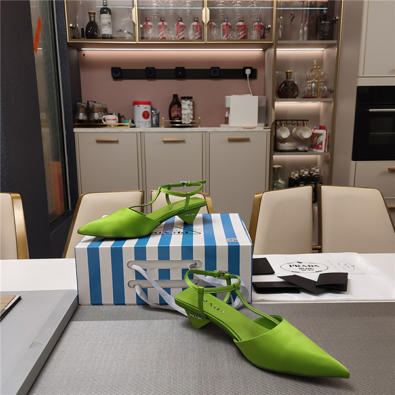 Pra*a leather slingback pumps in green