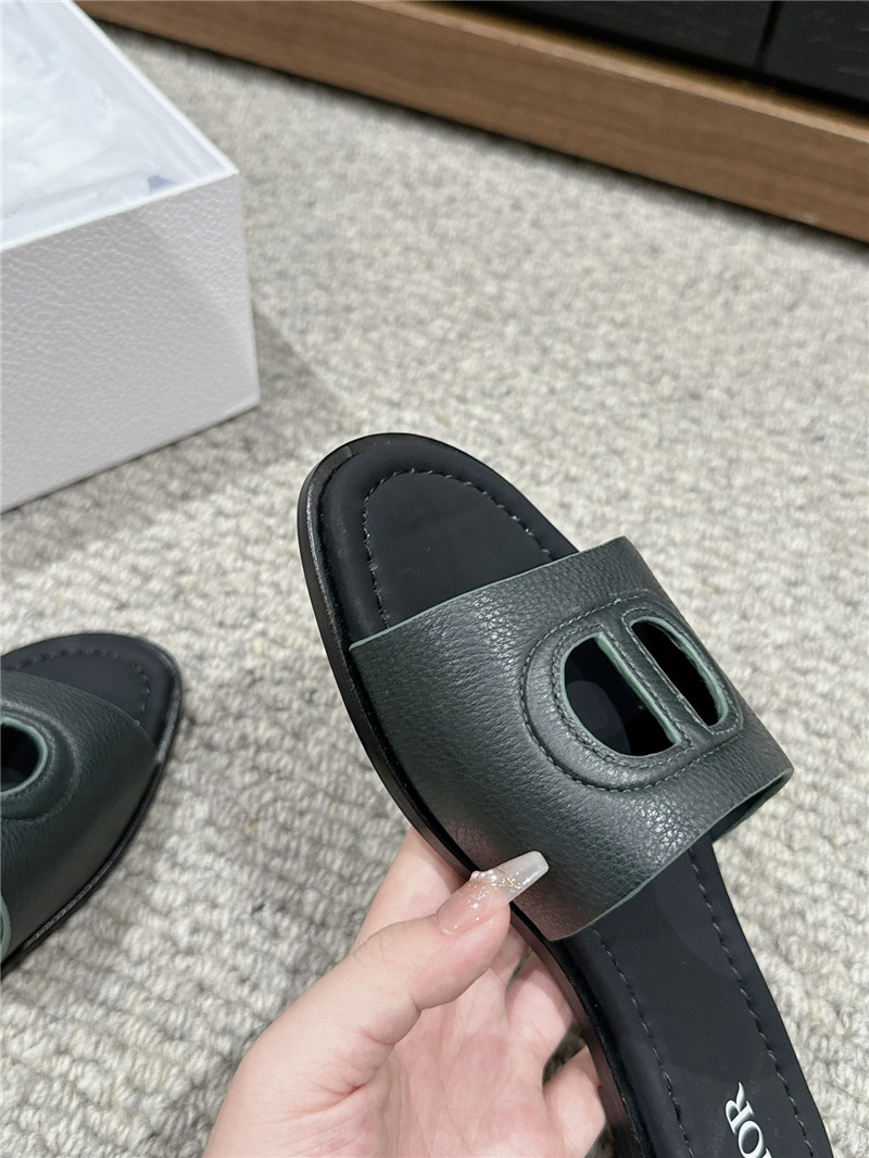 D10r d-club green leather slides