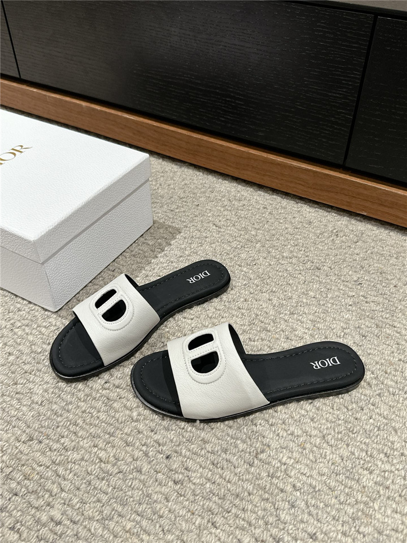 D10r d-club white leather slides