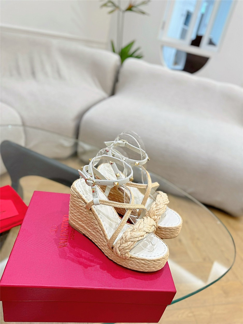 Va1e*ntin0 garavani rockstud white raffia leather espadrille wedges