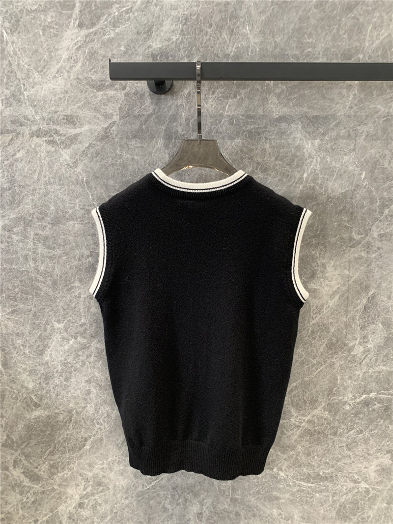 Ce1i*e v-neck knitted vest cheap replica designer clothes