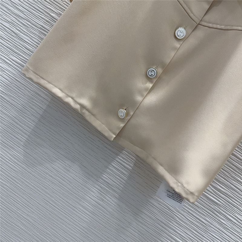 Gvc*1 lapel top + shorts set replica clothes