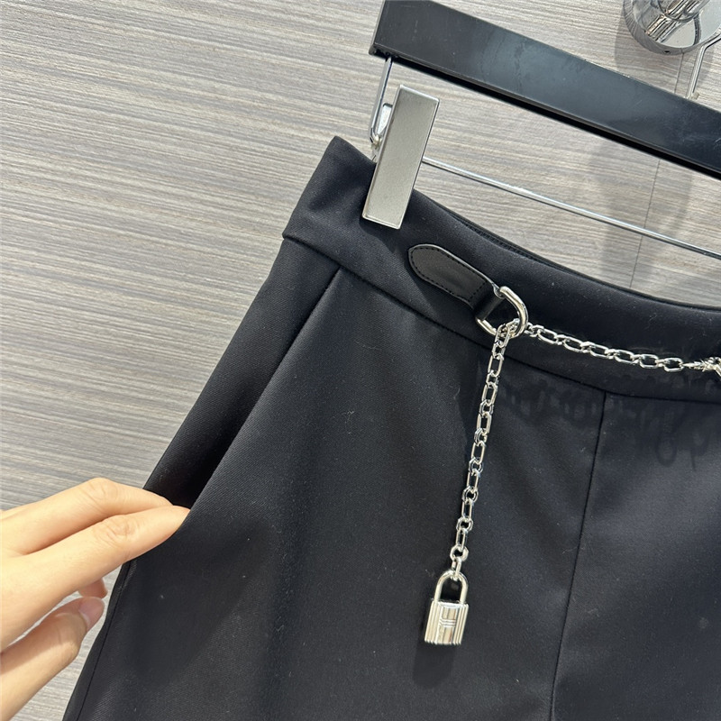 H**me5 metal chain straight shorts replica clothing