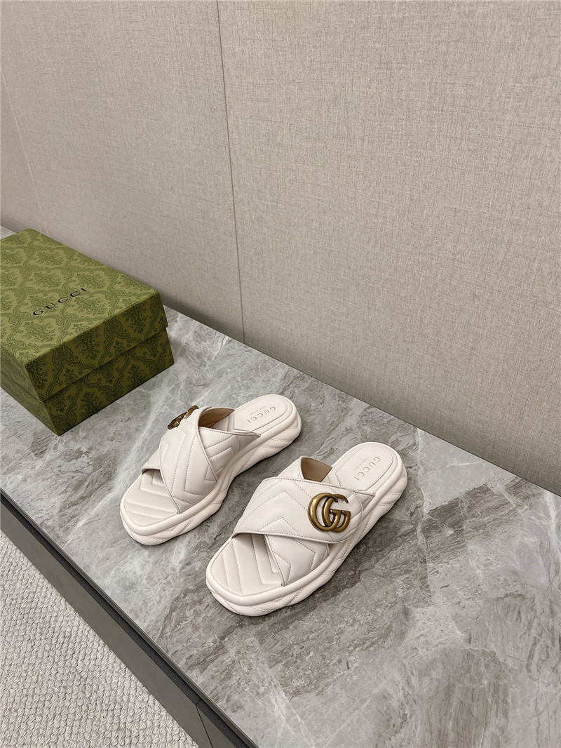 Gvc*1 marmont white slide sandals