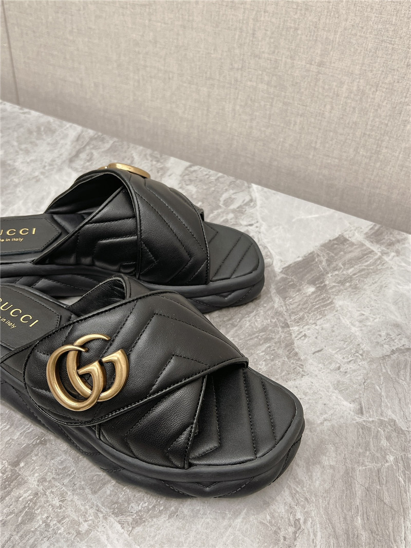 Gvc*1 marmont slide sandals in black