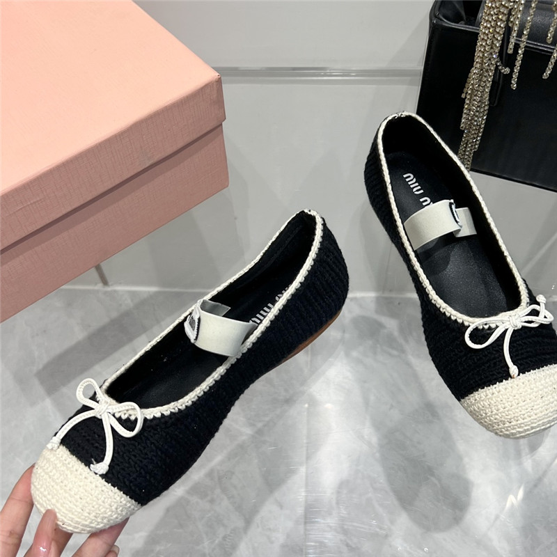 Miu Miu Cotton Crochet Ballet Flats in Black