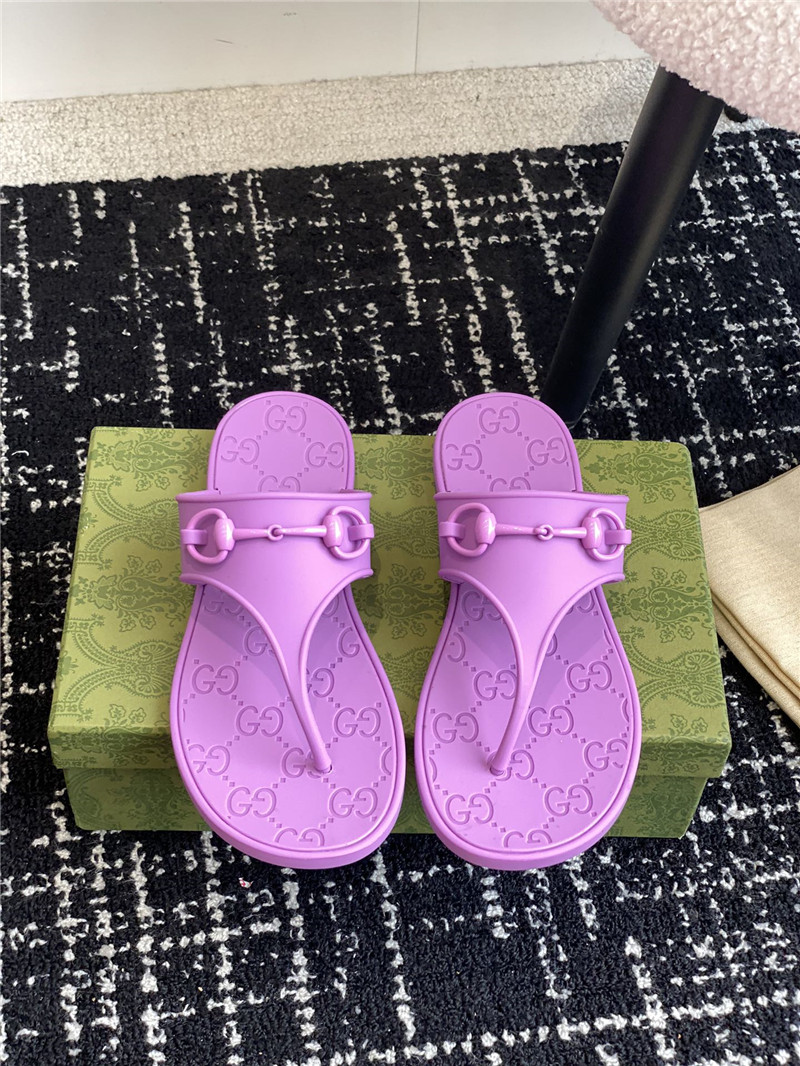 Gvc*1 horsebit thong sandals in purple