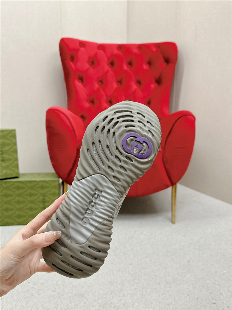 Gvc*1 platform sneakers women gray