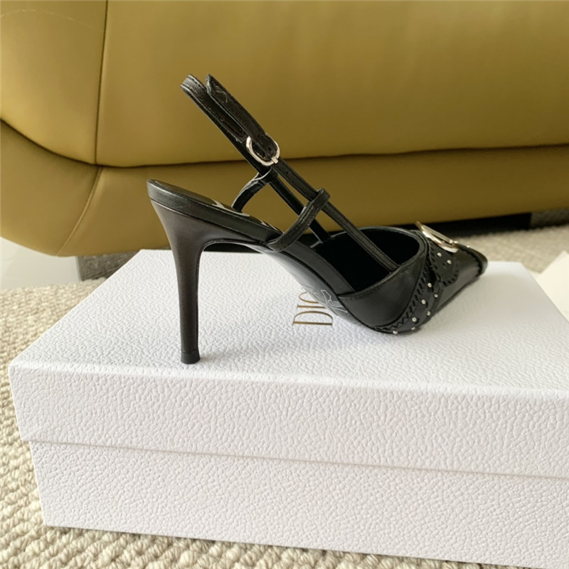 D10r black buckle slingback pumps