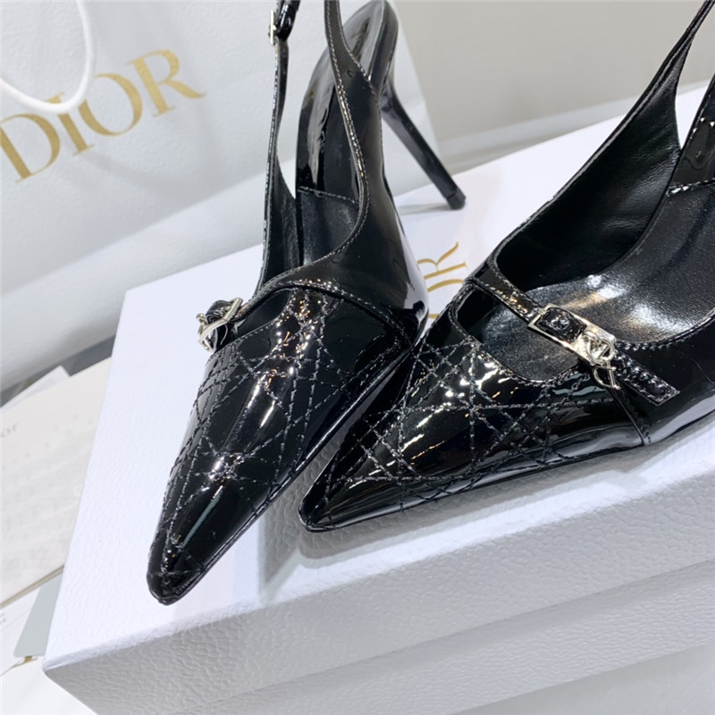 D10r slingback pointed toe pumps black
