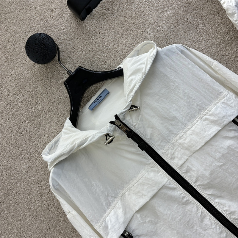 Pra*a contrast color sun protection casual suit replica clothing
