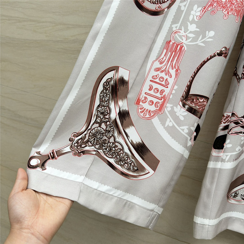 H**me5 chain saddle print silk trousers replica clothes