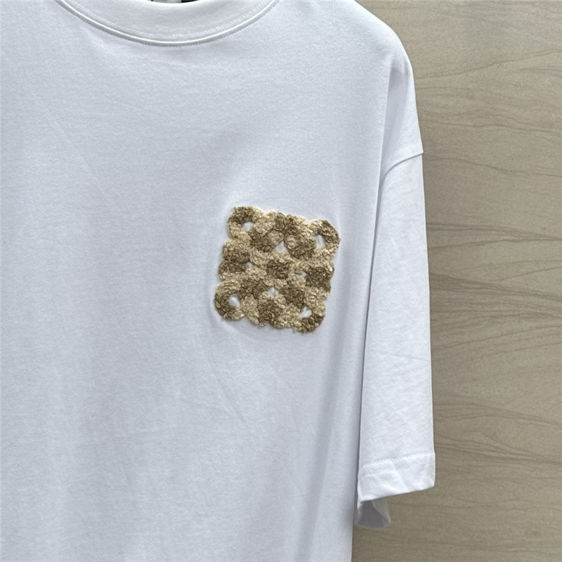 L0ew* toothbrush embroidered large logo t-shirt replica clothes