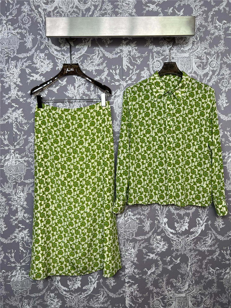 Gvc*1 new floral shirt and skirt suit replica clothes