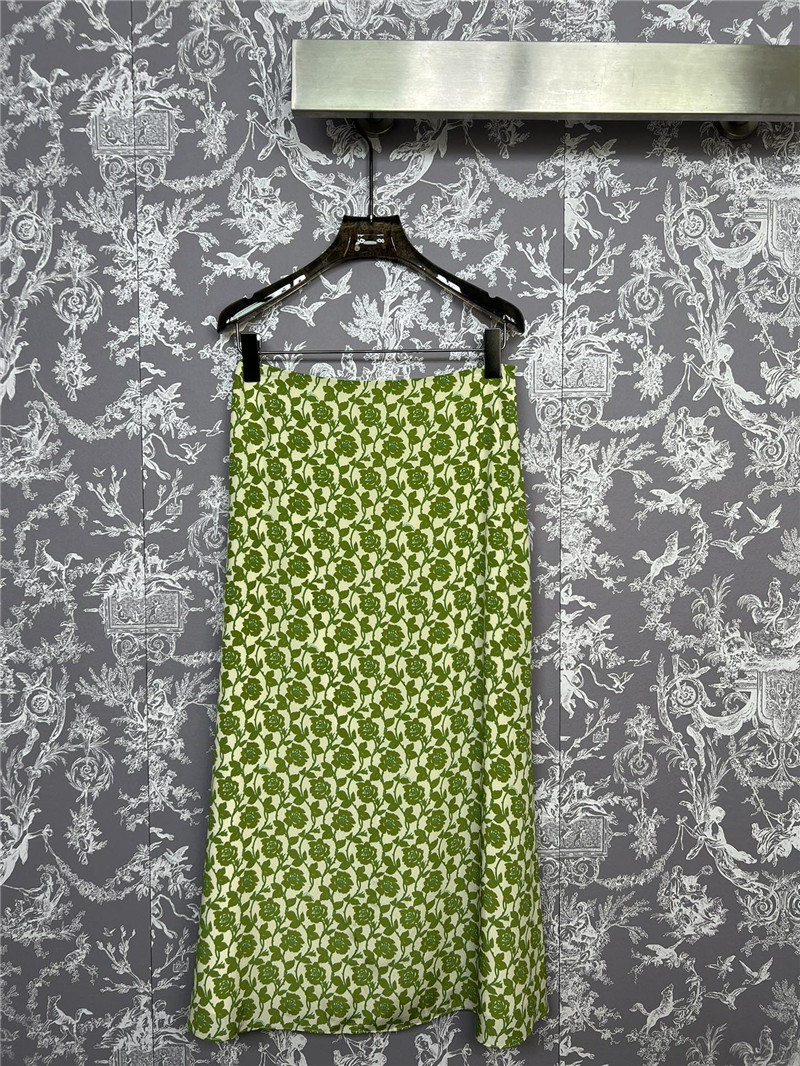 Gvc*1 new floral shirt and skirt suit replica clothes