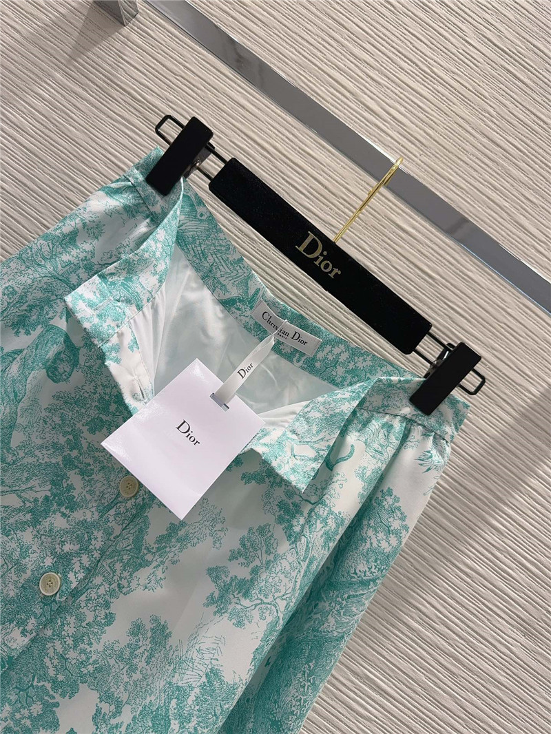 D10r versatile skirt cheap replica designer clothes