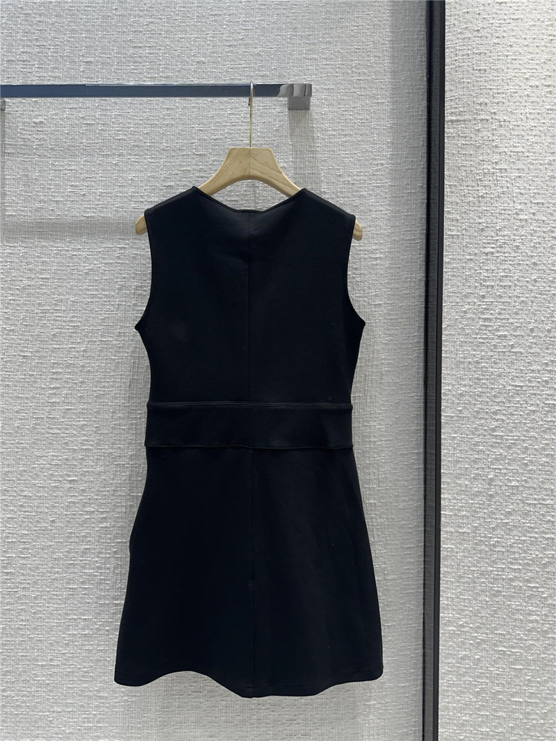 Moncler sporty vest dress replica clothing sites