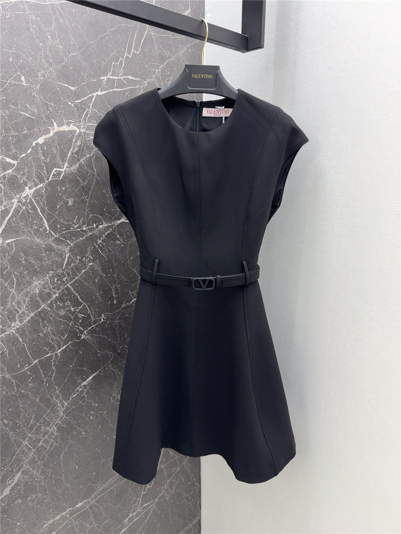 Va1e*ntin0 v-shaped belt short-sleeved dress replica clothes