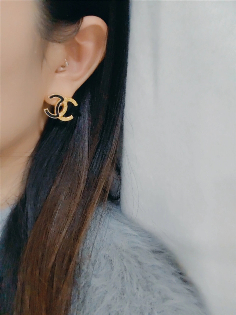 Ch**el double c earrings