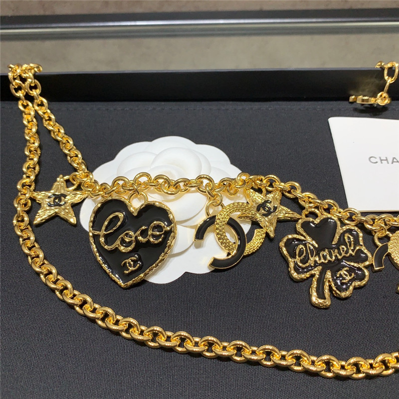 Ch**el multi-element waist chain