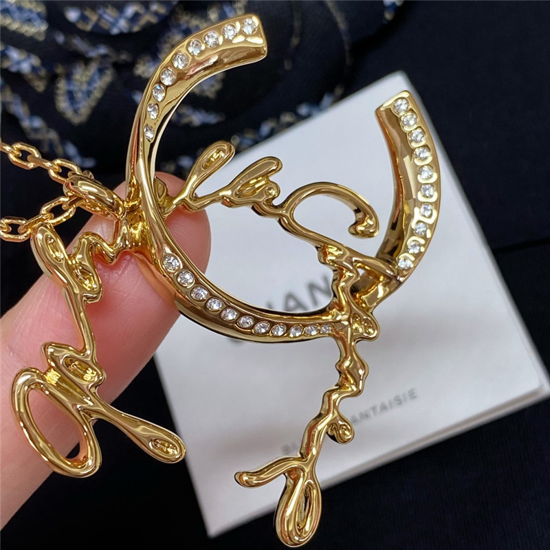 Ch**el rhinestone irregular necklace