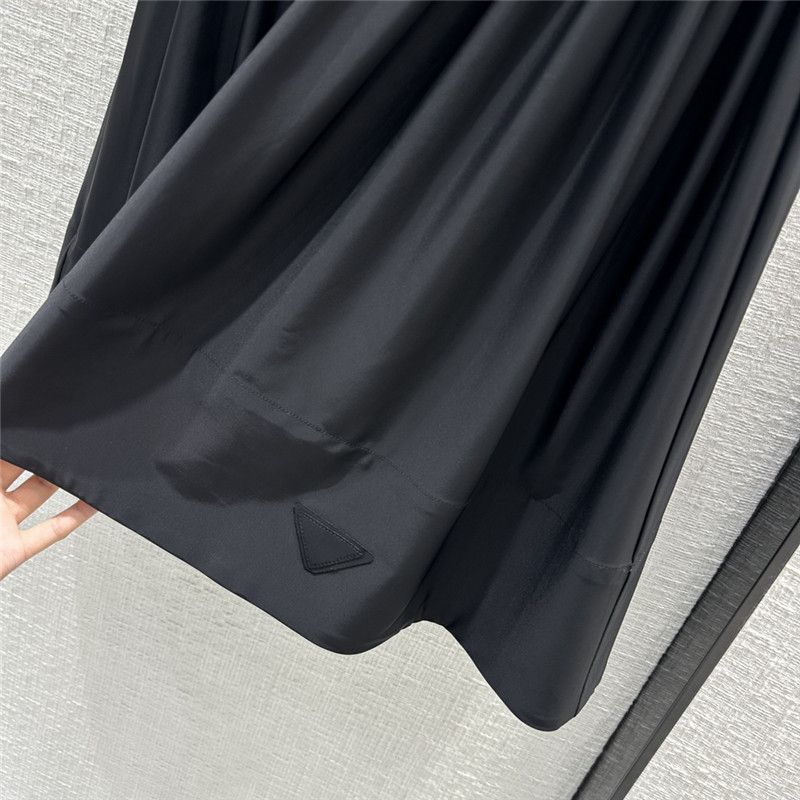 Pra*a sporty low-waist pleated skirt replica clothes