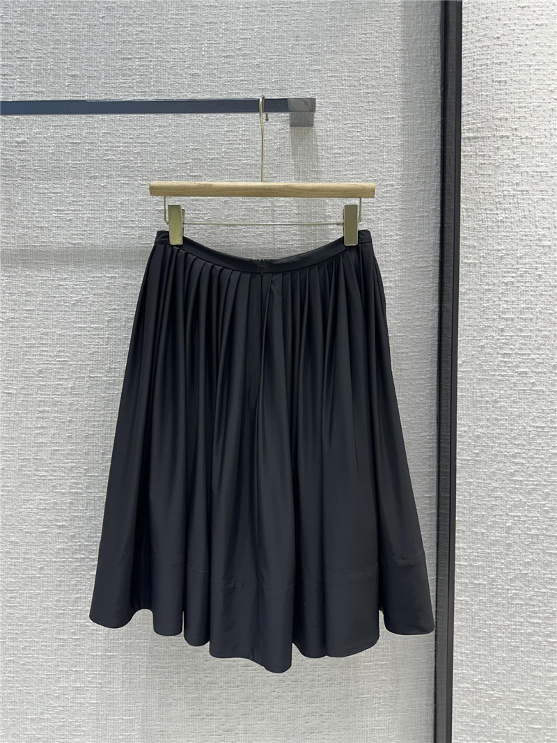 Pra*a sporty low-waist pleated skirt replica clothes