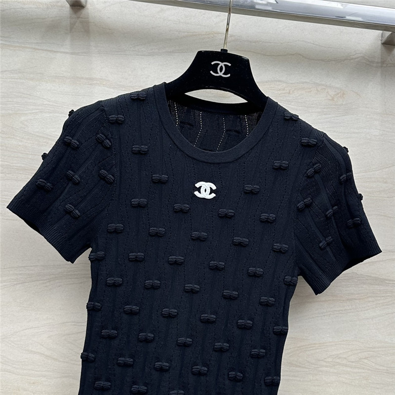 Ch**el embossed bow knitted top replica clothes