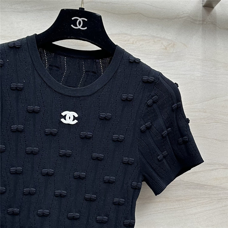 Ch**el embossed bow knitted top replica clothes