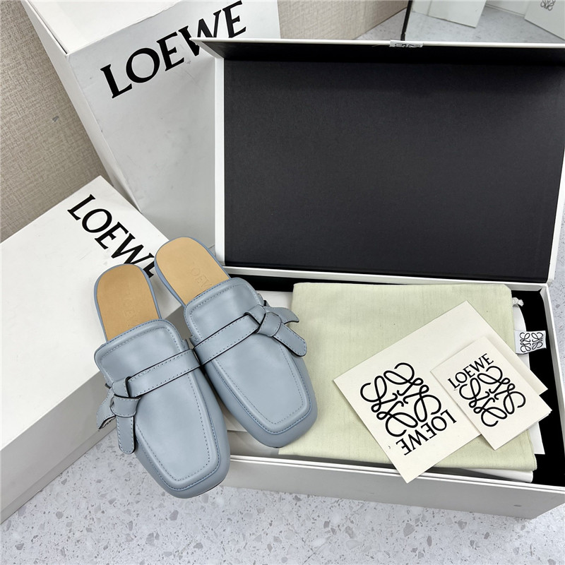 L0ew* gate flat mule in blue