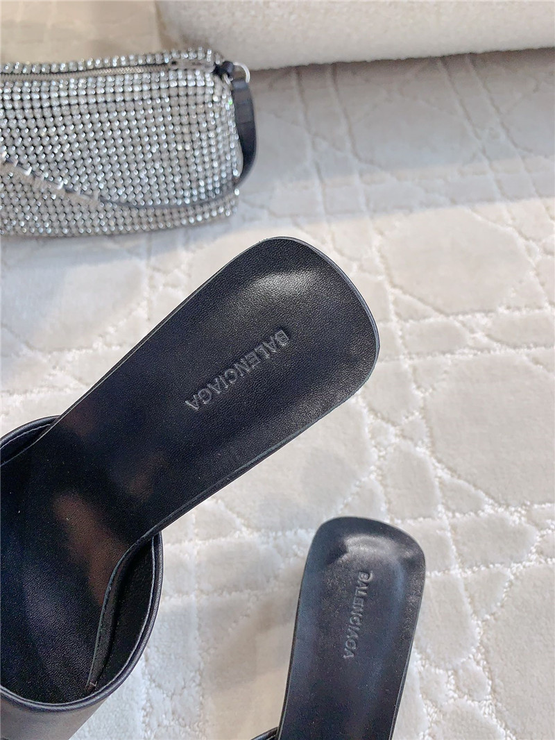 Ba1en*iaga duty free black women’s sandal