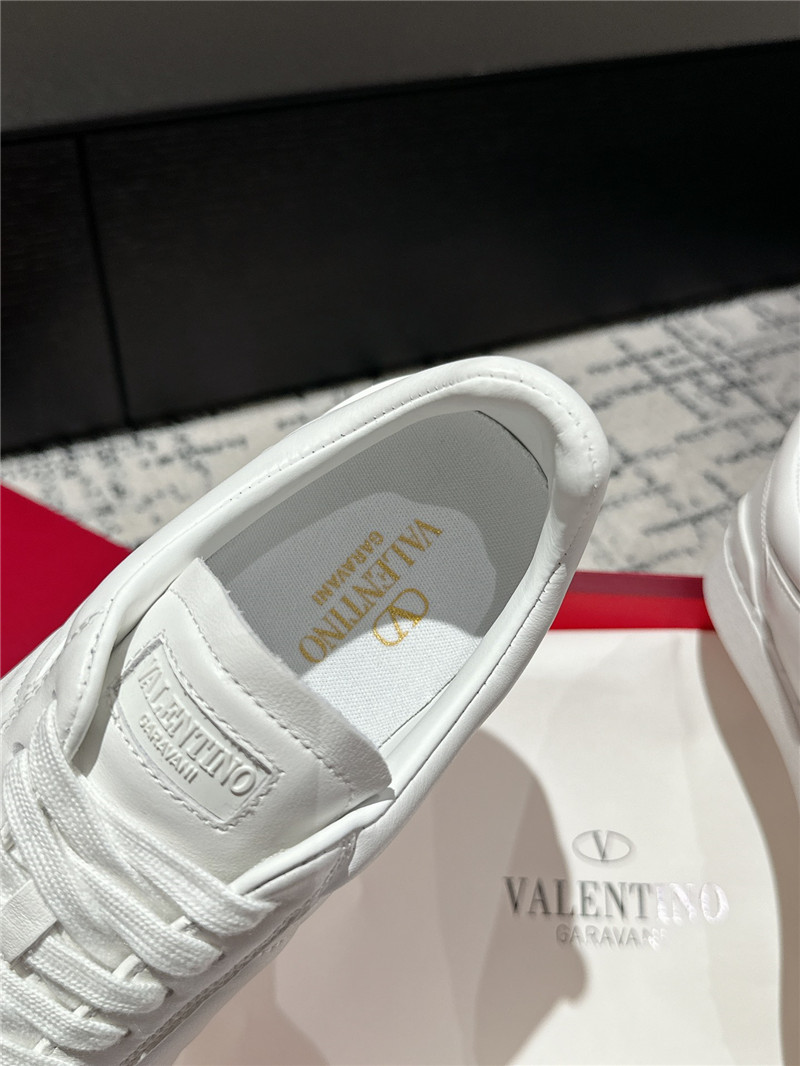 Va1e*ntin0 white leather lace-up sneakers