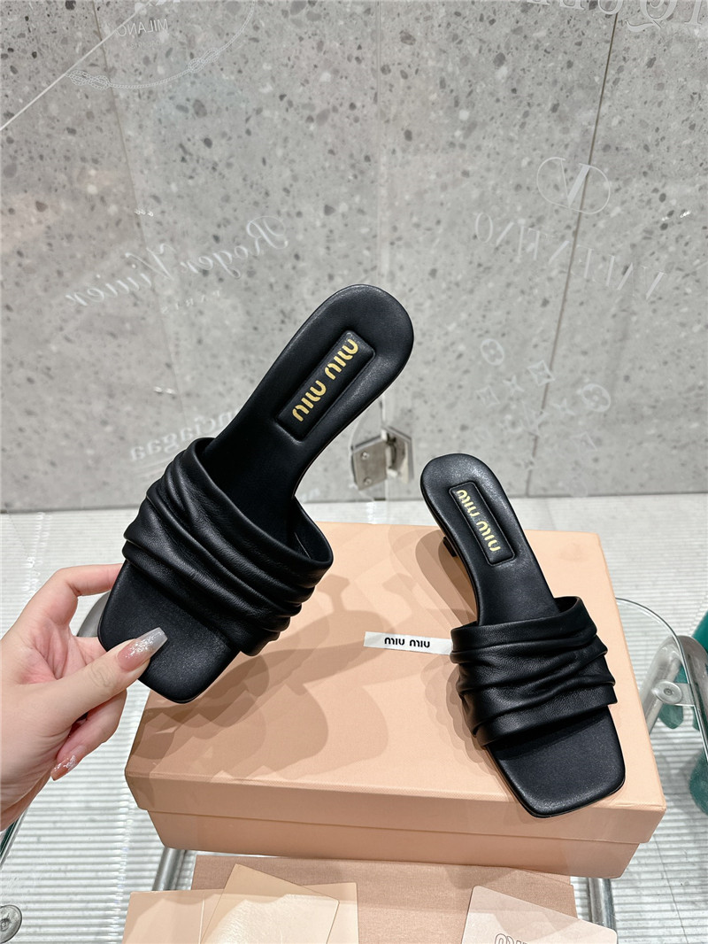 Miu Miu Leather Kitten-Heel Mule Sandals in Black