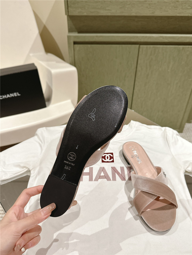 Ch**el velvet crisscross strap slippers beige