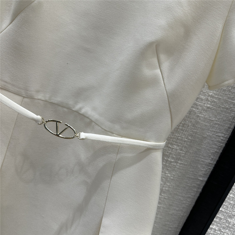 Va1e*ntin0 cream white short sleeve dress replica clothes