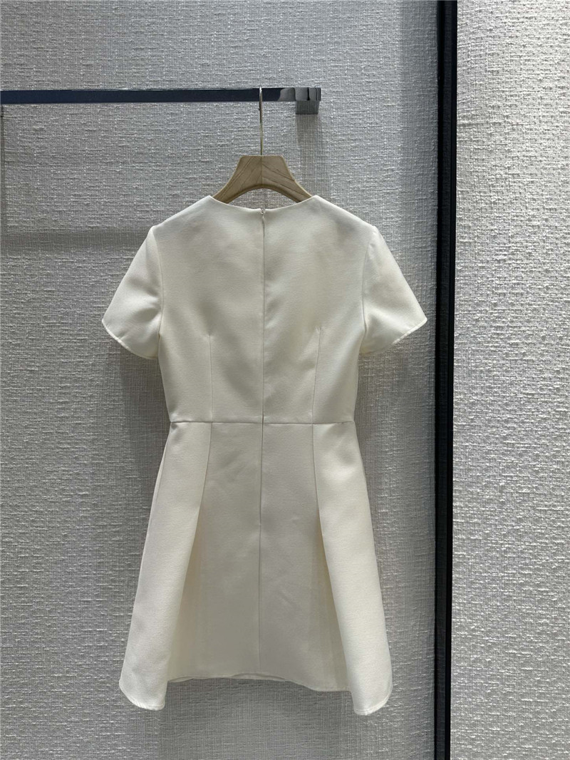 Va1e*ntin0 cream white short sleeve dress replica clothes