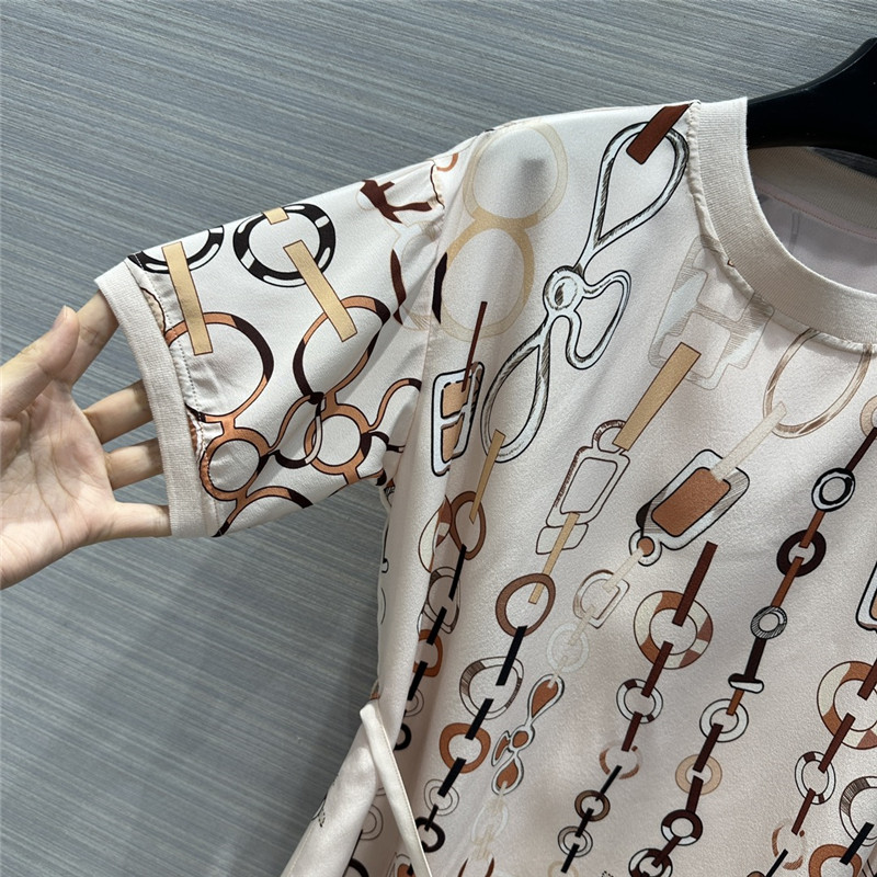 H**me5 silk short-sleeved dress replica clothing sites