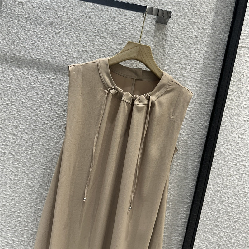 The R0w pleated crew neck vest long dress replica clothing
