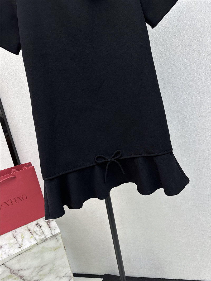 Va1e*ntin0 ruffled fishtail dress replica d&g clothing