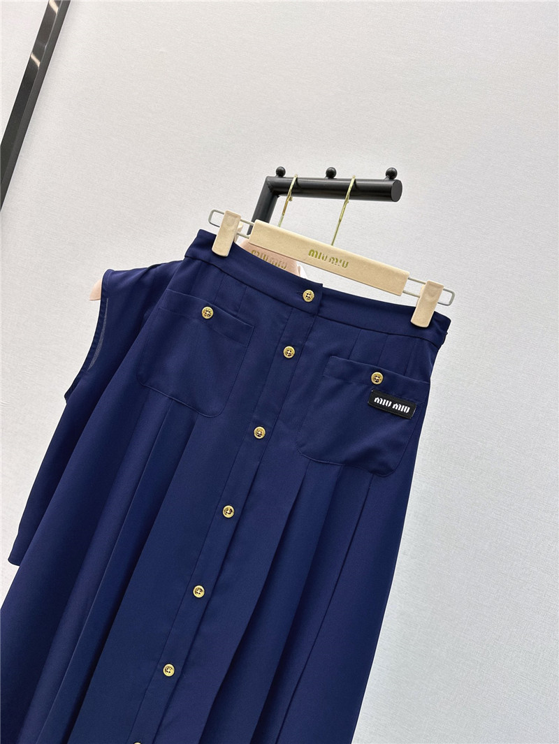 M1um1u sleeveless vest shirt + pleated skirt set replicas clothes