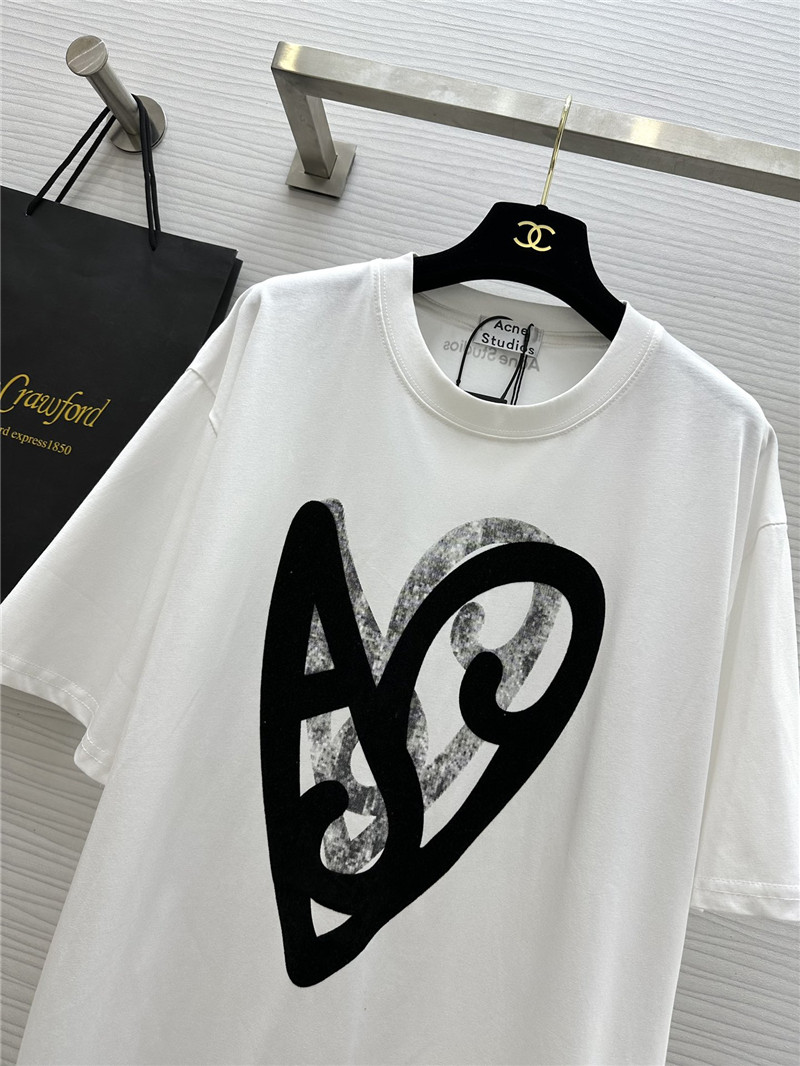 acne studios heart graffiti t-shirt replica clothing