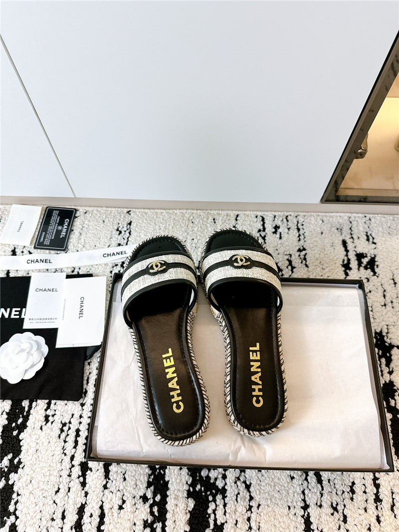 ch**el velcro lazy slippers Marg*e1a replica shoes