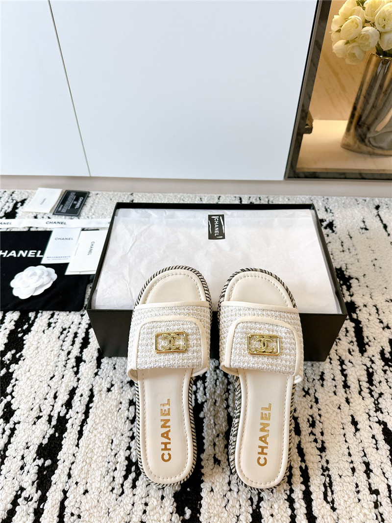 Ch**el tweed white calfskin slippers