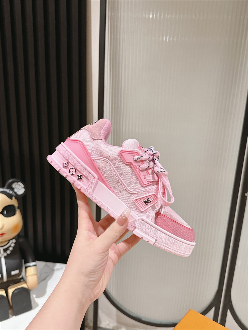 l0vis Vvtt0n lv trainer sneakers pink for women